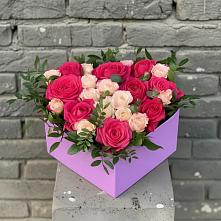 Цветочная композиция из Розы в коробке в Неболчах