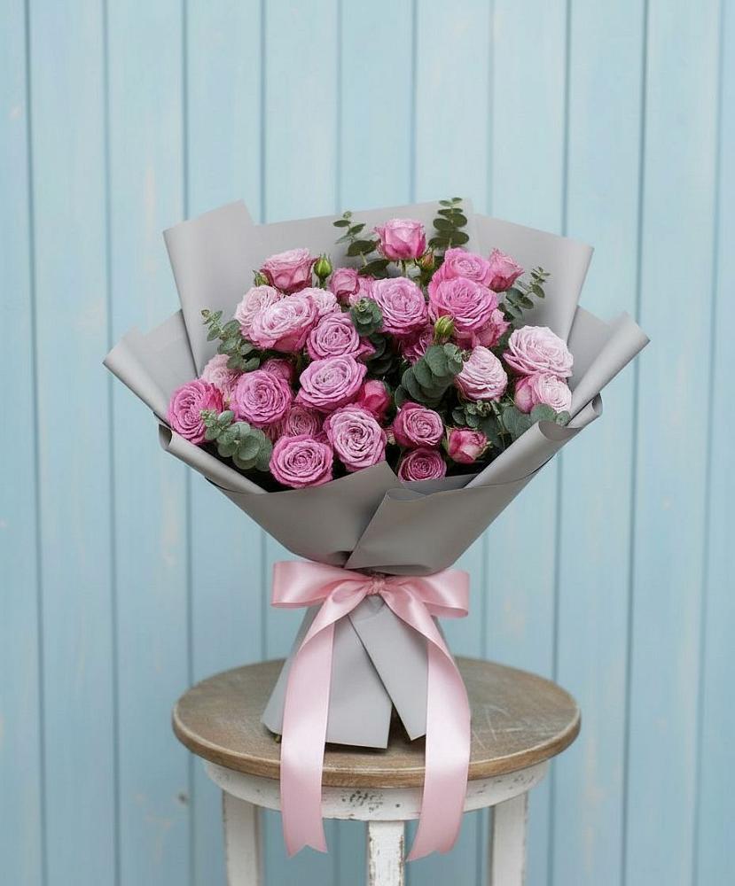 Букет цветов из: Розы в Неболчах