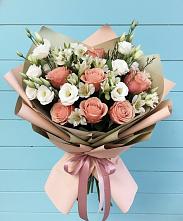 Букет цветов из:  Розы, Альстромерии и Лизиантусы в Неболчах