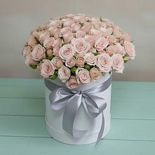 Цветочная композиция из Розы в шляпной коробке в Неболчах