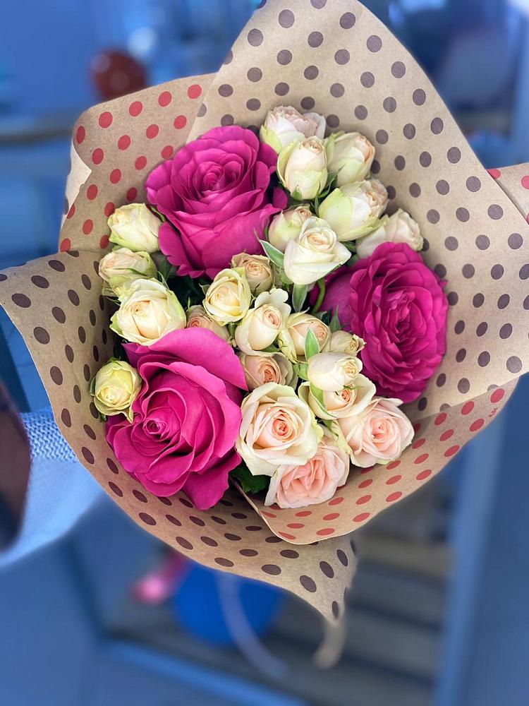 Букет цветов из: Розы в Неболчах