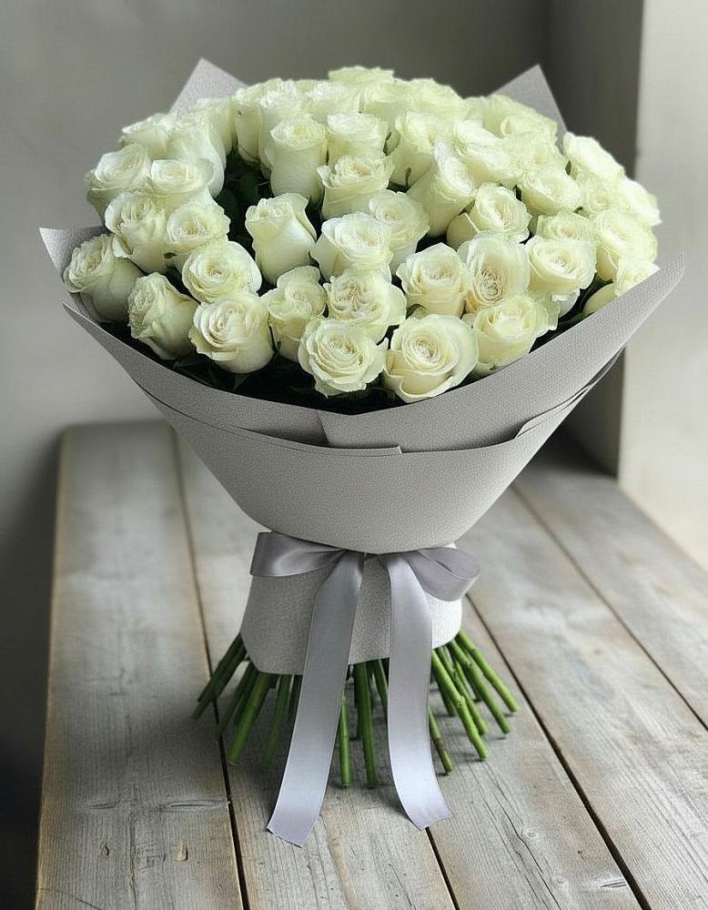 Букет 35 Белых роз в Неболчах