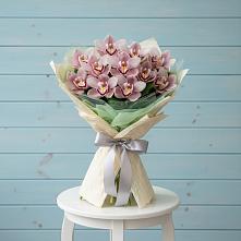 Букет цветов из:  Орхидеи и Розы в Неболчах