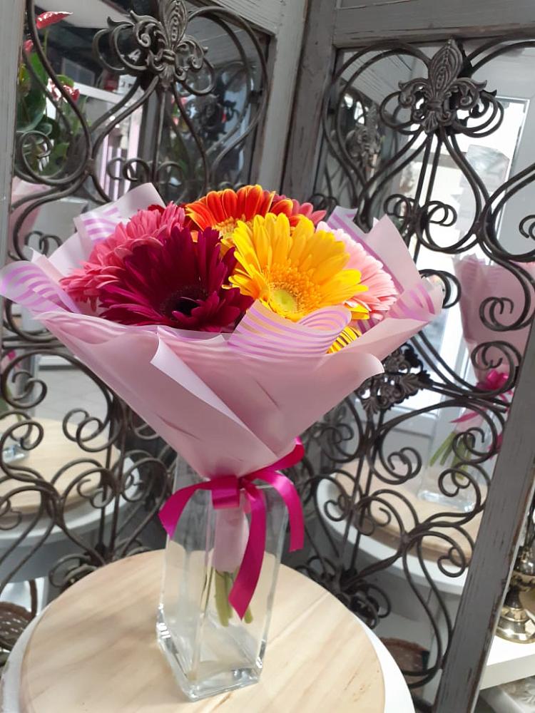 Букет цветов из: Герберы в Неболчах