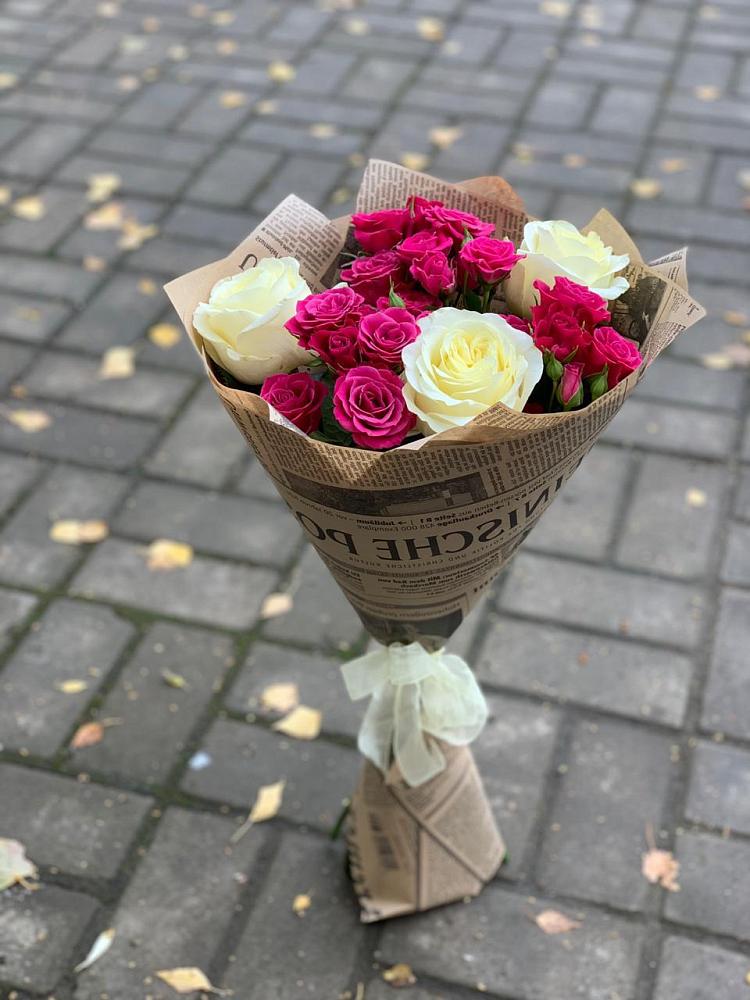 Букет цветов из: Розы в Неболчах