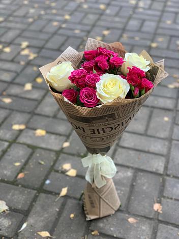 Букет цветов из: Розы в Неболчах