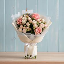 Букет цветов из:  Розы в Неболчах