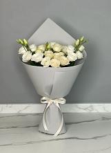 Букет цветов из:  Розы и Лизиантусы в Неболчах